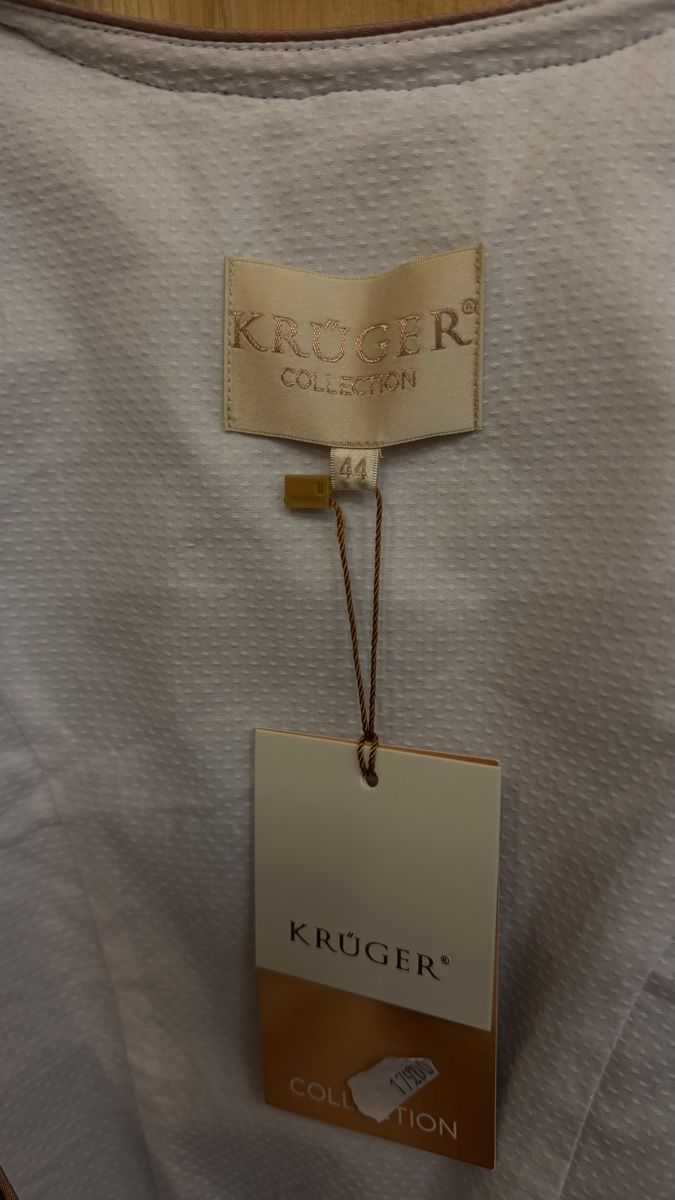 Costumes: Dirndl Gr. 44 Krüger – Neuf avec emballage d'origine à Künten par Aswang 2