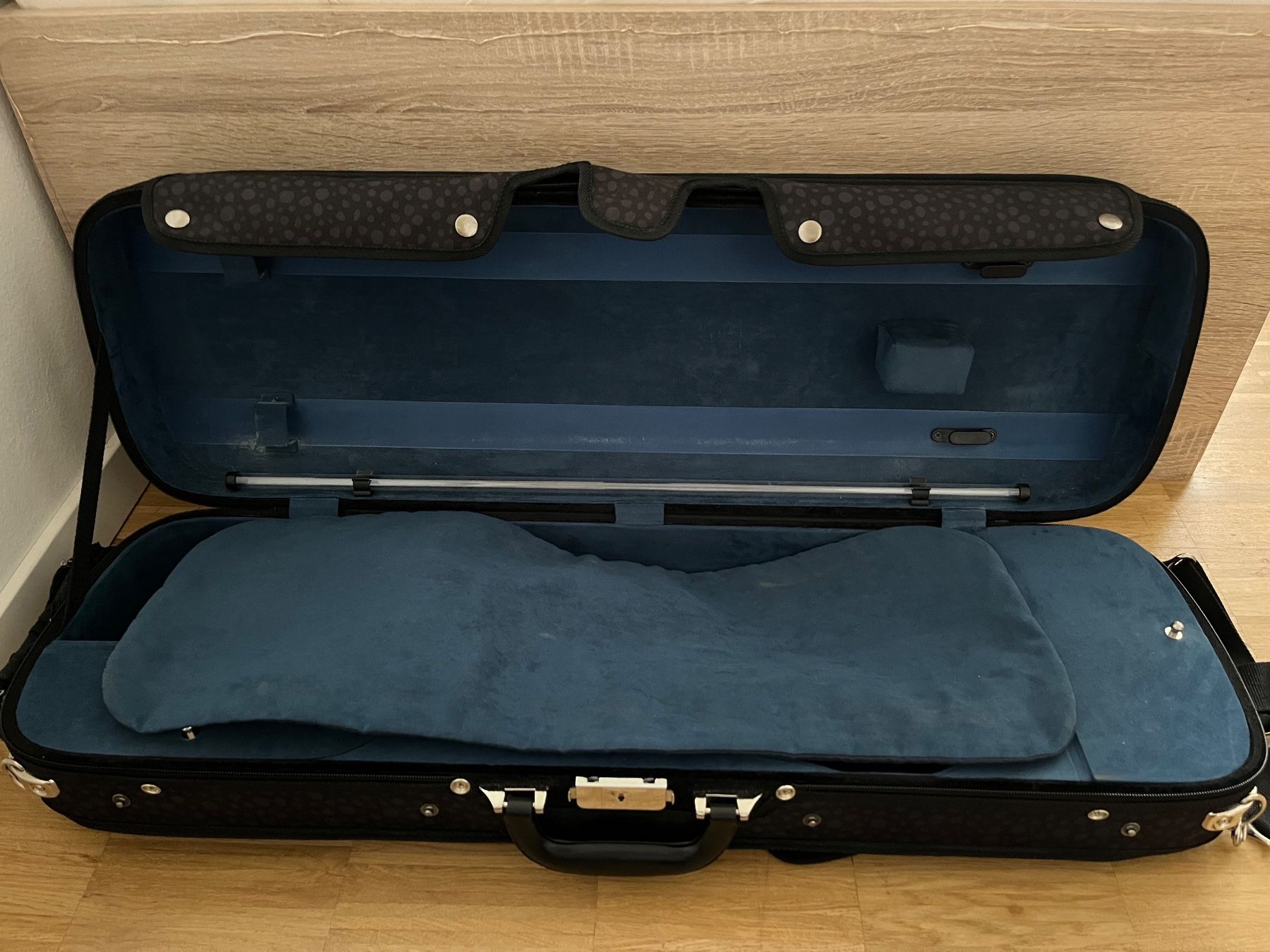 Strumenti musicali: Étui de violon 4/4 avec compartiment pour partition – Usato da Genève venduto da Lalafanny66