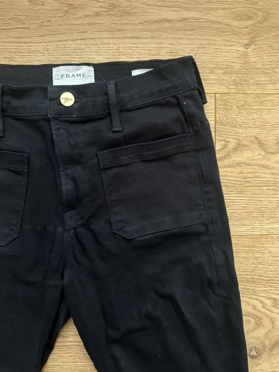 Jeans: schwarze flared Hosen Damen – Usato da Männedorf venduto da giu_wm6d 4