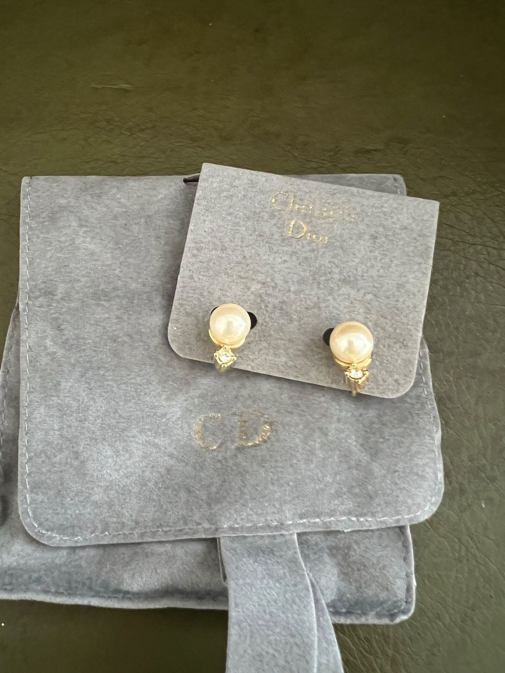Dior Orecchini pendenti & Orecchini a lobo: Dior earrings vintage – Usato da Elgg venduto da iwi_dc2n