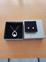 Schöne Kette mit Ohrstecker .,Neu