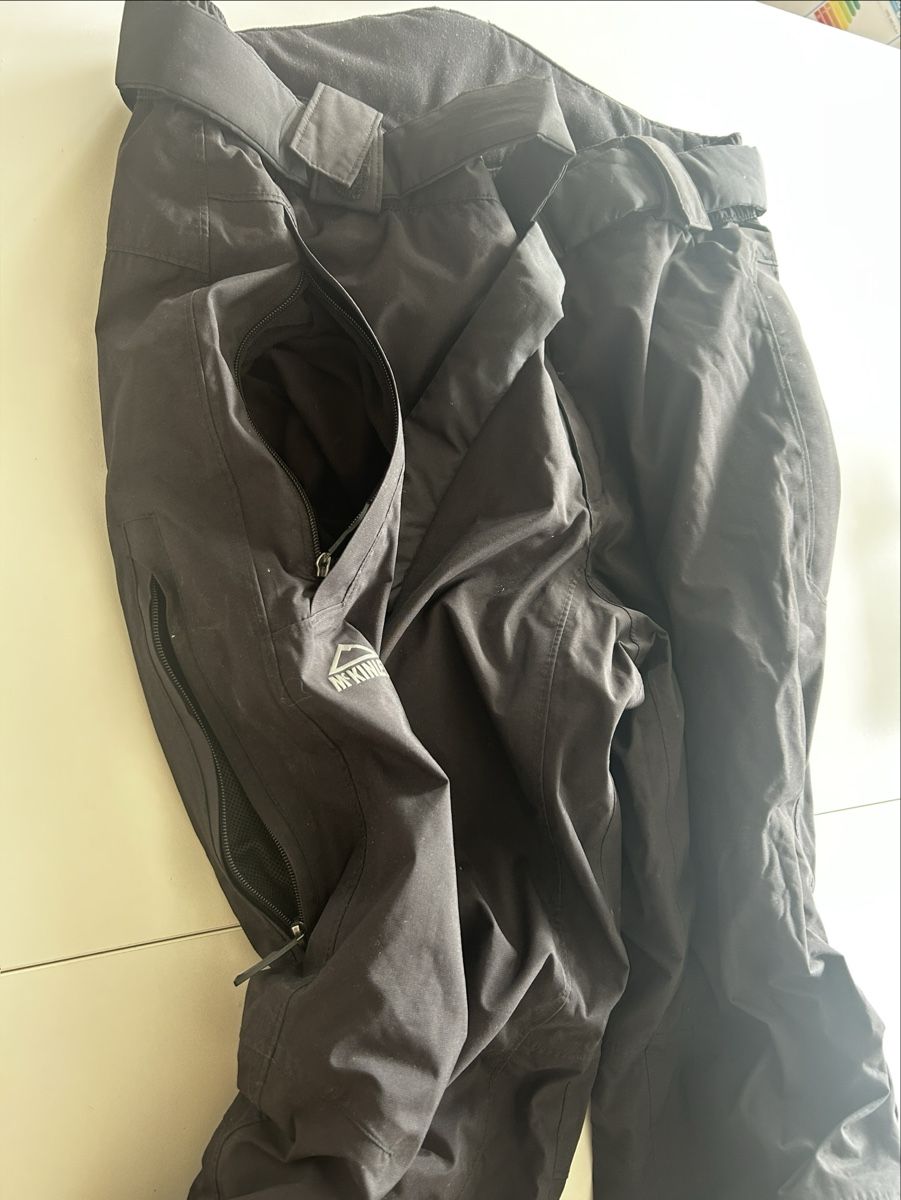 Mckinley Pantaloni: Schwarze Skihose von McKinley / Grösse L – Usato da Baden venduto da lilylein_ 3