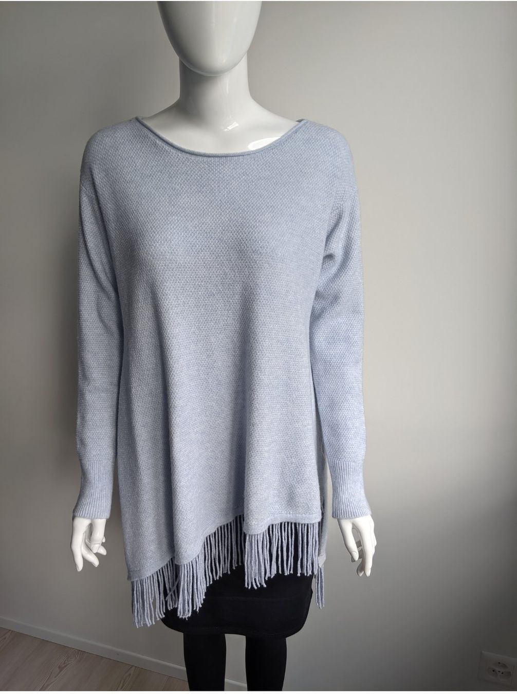 Pullover & Sweatshirts: Pullover hellblau – Gebraucht aus Schaffhausen von Catboot01