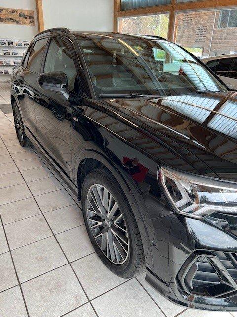 Audi Q3, S-Line, Top-Ausstattung, 35 TSFI (150PS), Hybrid