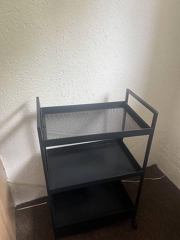 Ikea Korpus: Chariot à roulette – Gebraucht aus Céligny von lyd_nq59 1