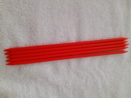 4,5 oder gar 5 Stricknadel 5 Stück Vintage