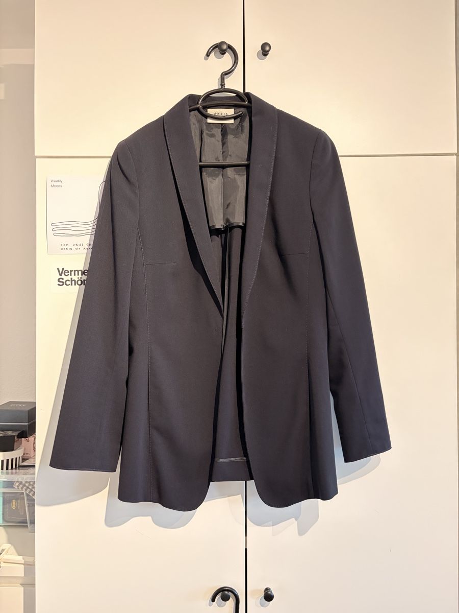 Akris Giacche: Dunkelblauer Akris Punto Blazer – Nuovo (secondo la descrizione) da Zürich venduto da sher_locked