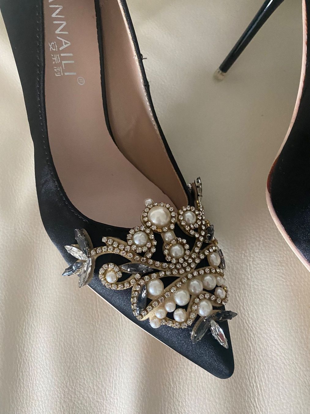Damenschuhe: edle/stylische High Heels mit Perlen, 38 – Neu und originalverpackt aus Winkel von ferrari2022 1