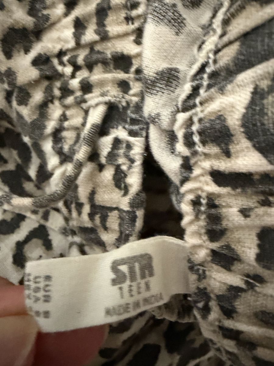 Pantaloni: Stoffhose Leo Print – Nuovo (secondo la descrizione) da Zürich venduto da lucille.s 1