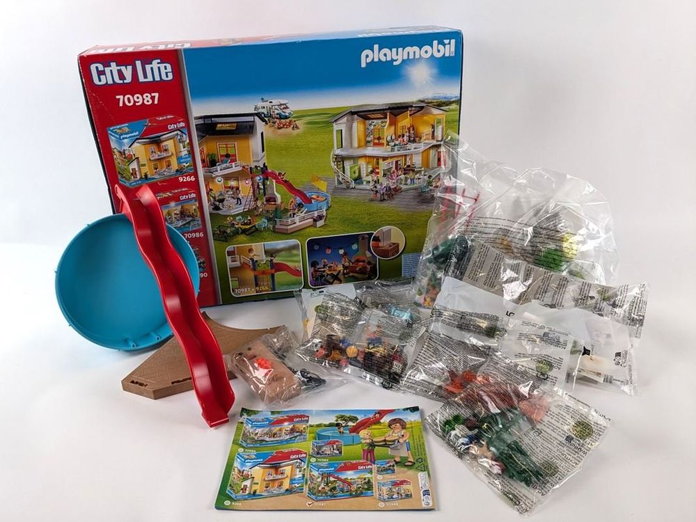 PLAYMOBIL City Life Poolparty mit Rutsche 70987 (Neu (gemäss ...