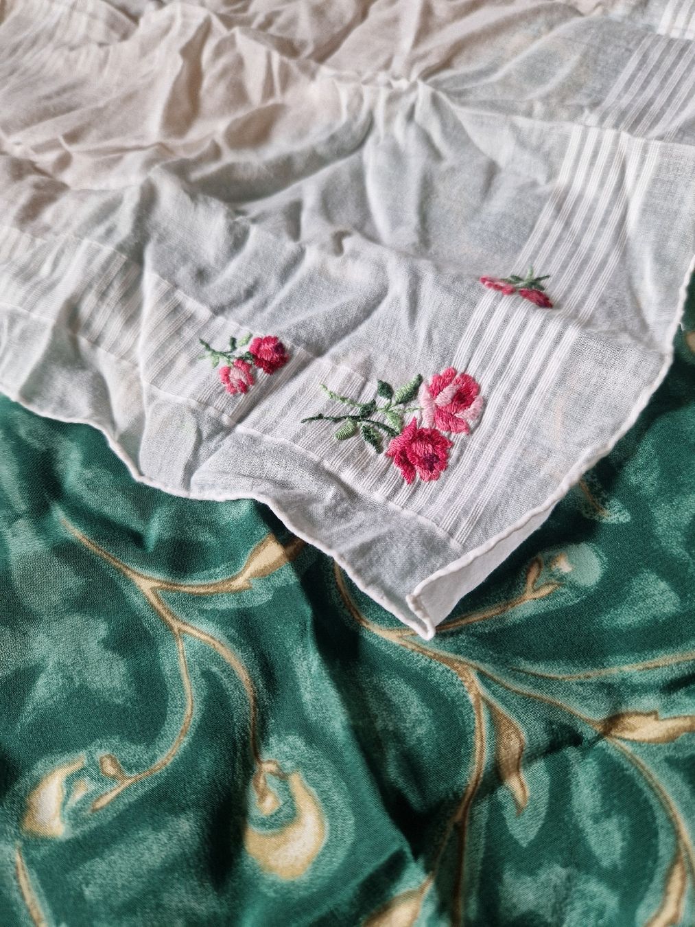Foulard & Sciarpe: 6 grüne Seidenfoulards – Nuovo (secondo la descrizione) da Basel venduto da Luckyvrena 3