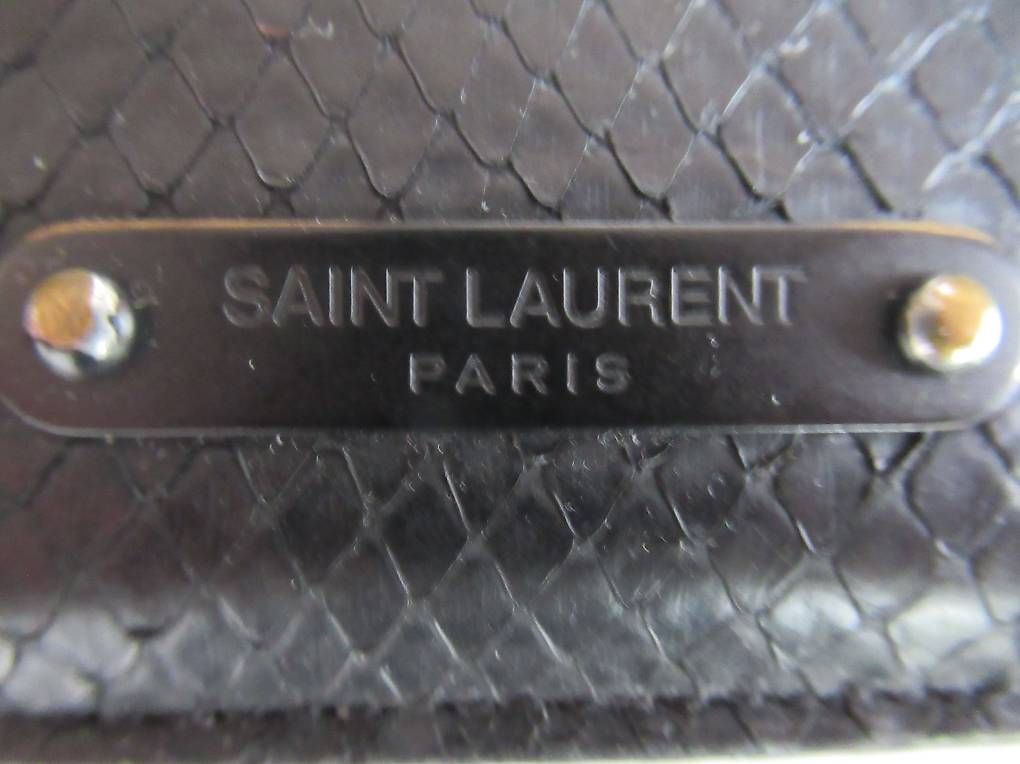 Portafogli: Porte cartes SAINT LAURENT – Usato da La Sarraz venduto da jaccardmar 2