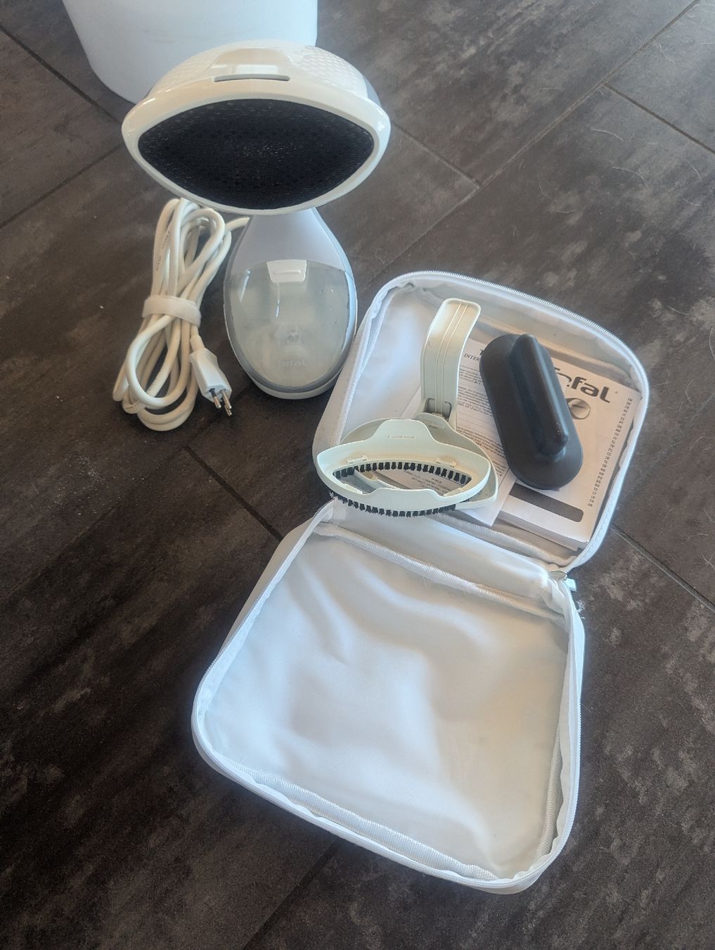 Tefal Ferri da stiro: Tefal Steamer – Usato da Wauwil venduto da MEC-NET