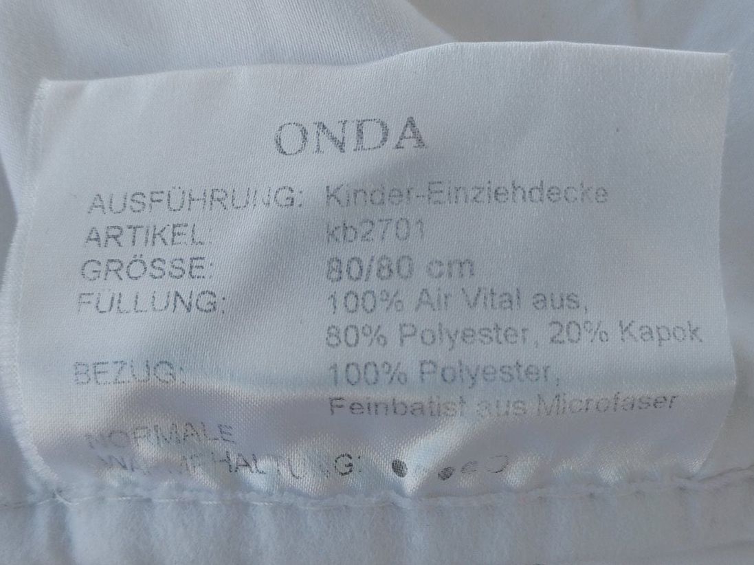 Decken: Kinder-Bettdecke 80x80 – Gebraucht aus Strengelbach von Phorensic_30 4