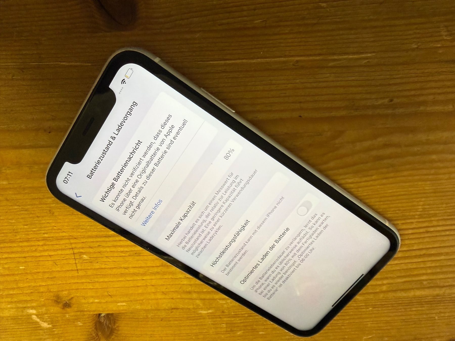Apple Portables: iPhone Xr 64GB silber – D'occasion à Siebnen par icrservicesolutions 1