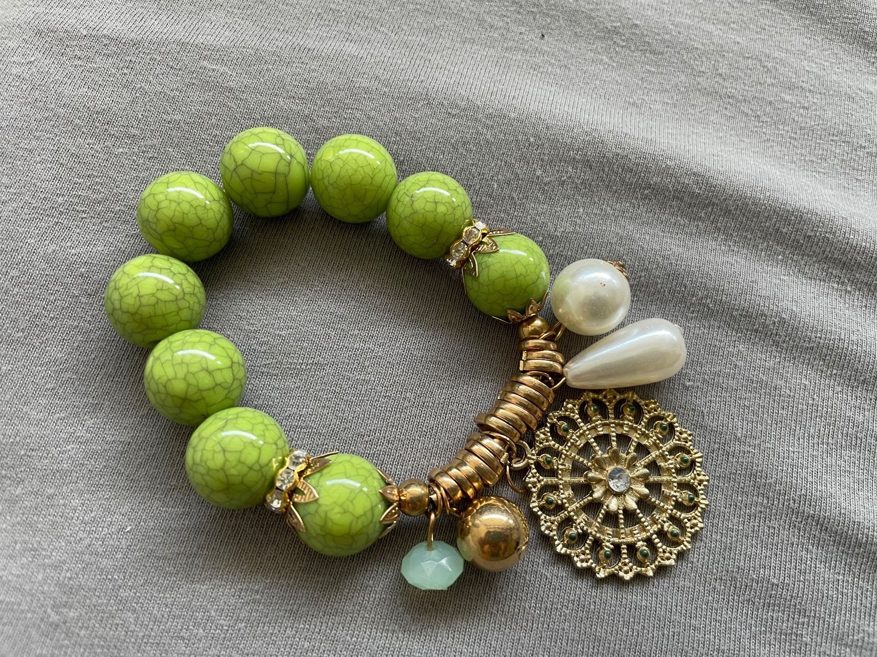 Bracciali & Braccialetti: Armband Grün – Usato da Nussbaumen AG venduto da Habiana