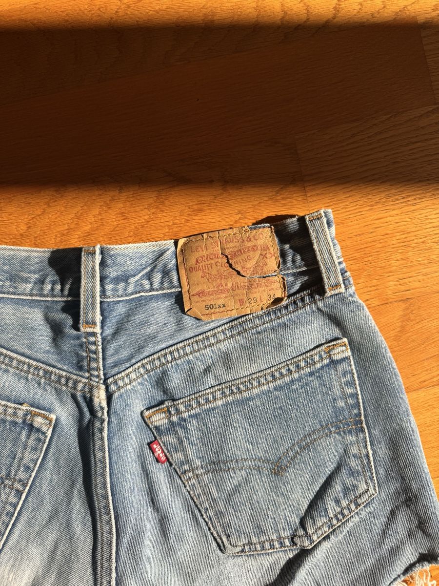 Levi's Jeans: Schöne vintage levis Jeans shorts – Usato da Adliswil venduto da Vina 2