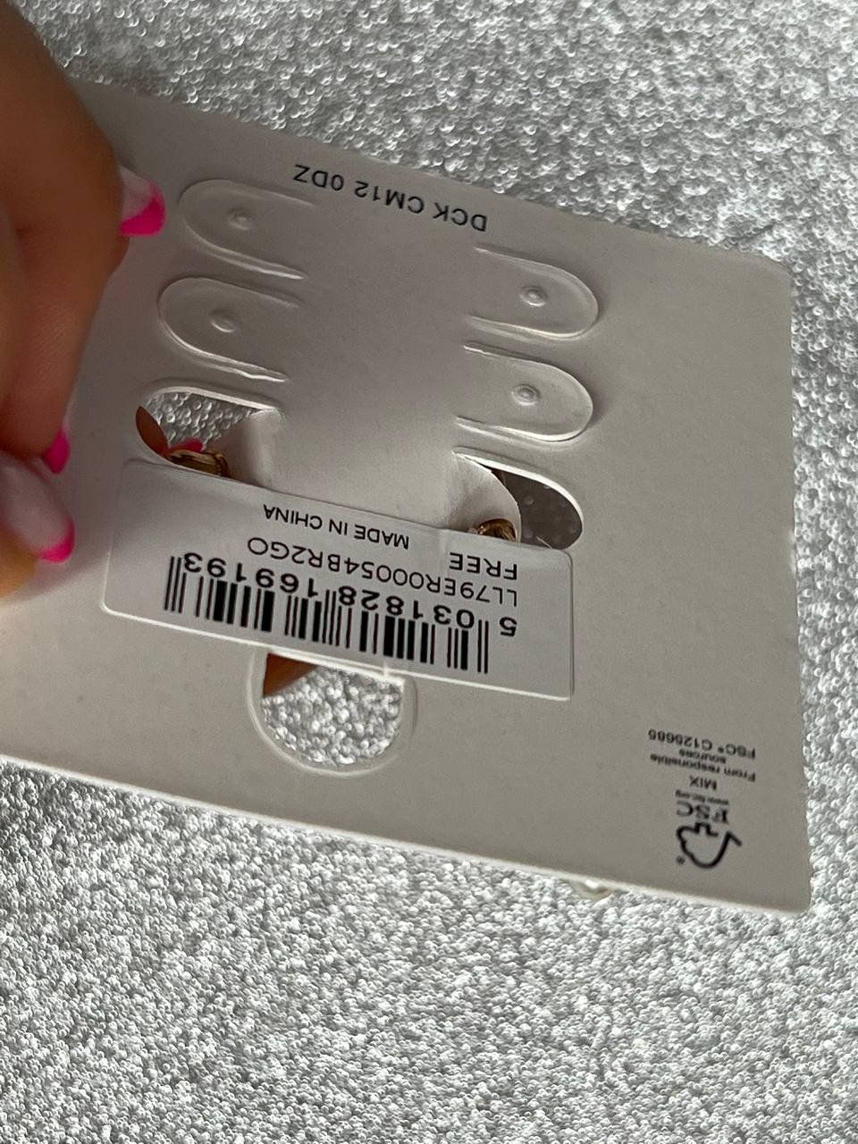 Ohrringe & -stecker: Ohrringen – Neu und originalverpackt aus Riehen von edu_92w7 1