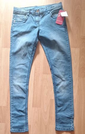 Jean slim femme bleu clair, neuf
