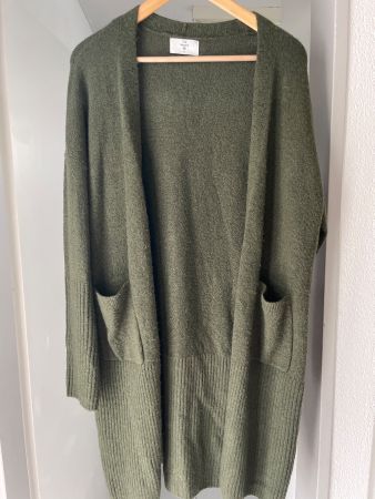 Strickjacke dunkelgrün  Gr.M C&A