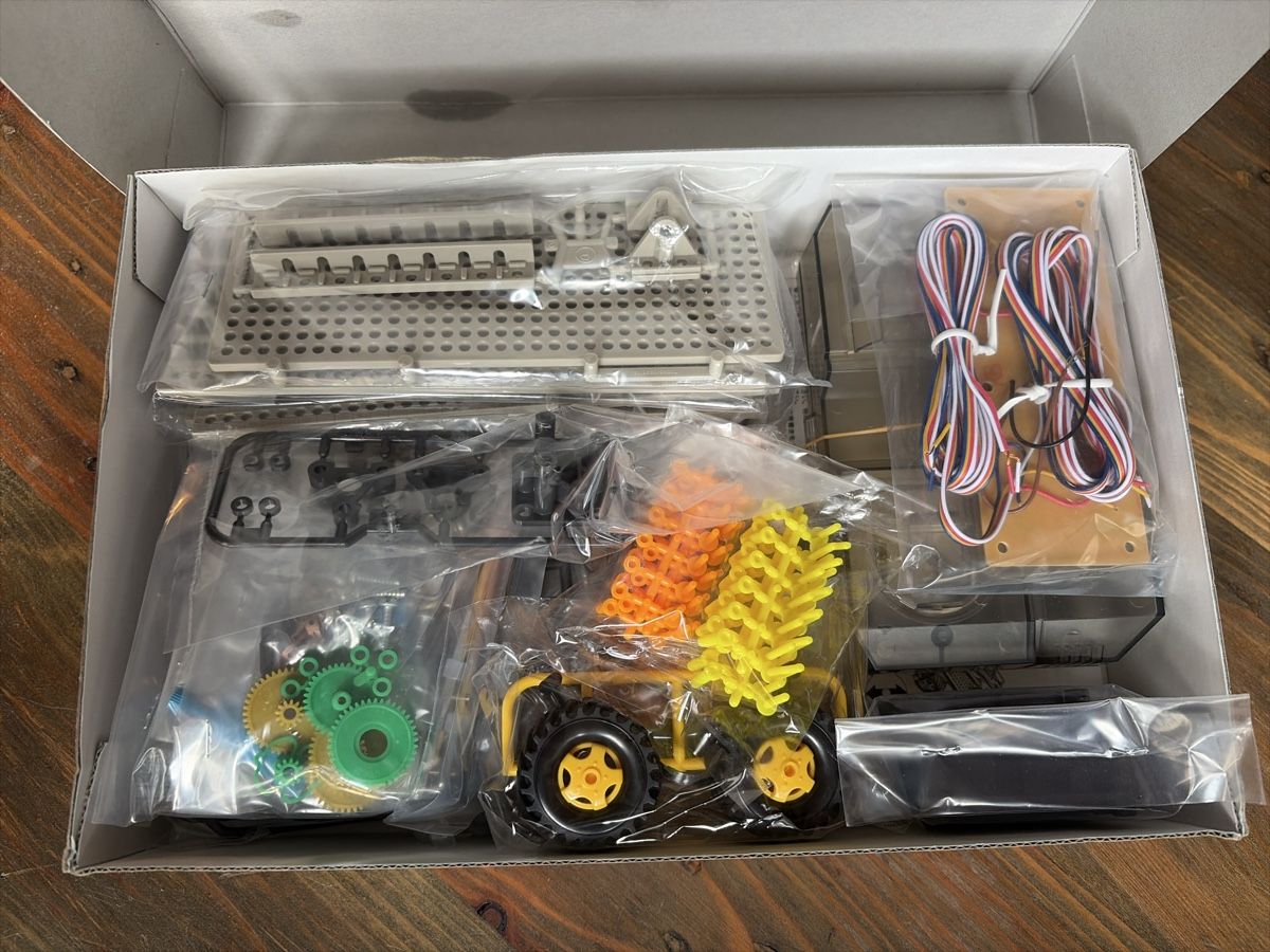 Tamiya RC Modellbau: Tamiya Remote Control Robot Construction Set Tire Type – Neu (gemäss Beschreibung) aus Wängi von Tesimo 1