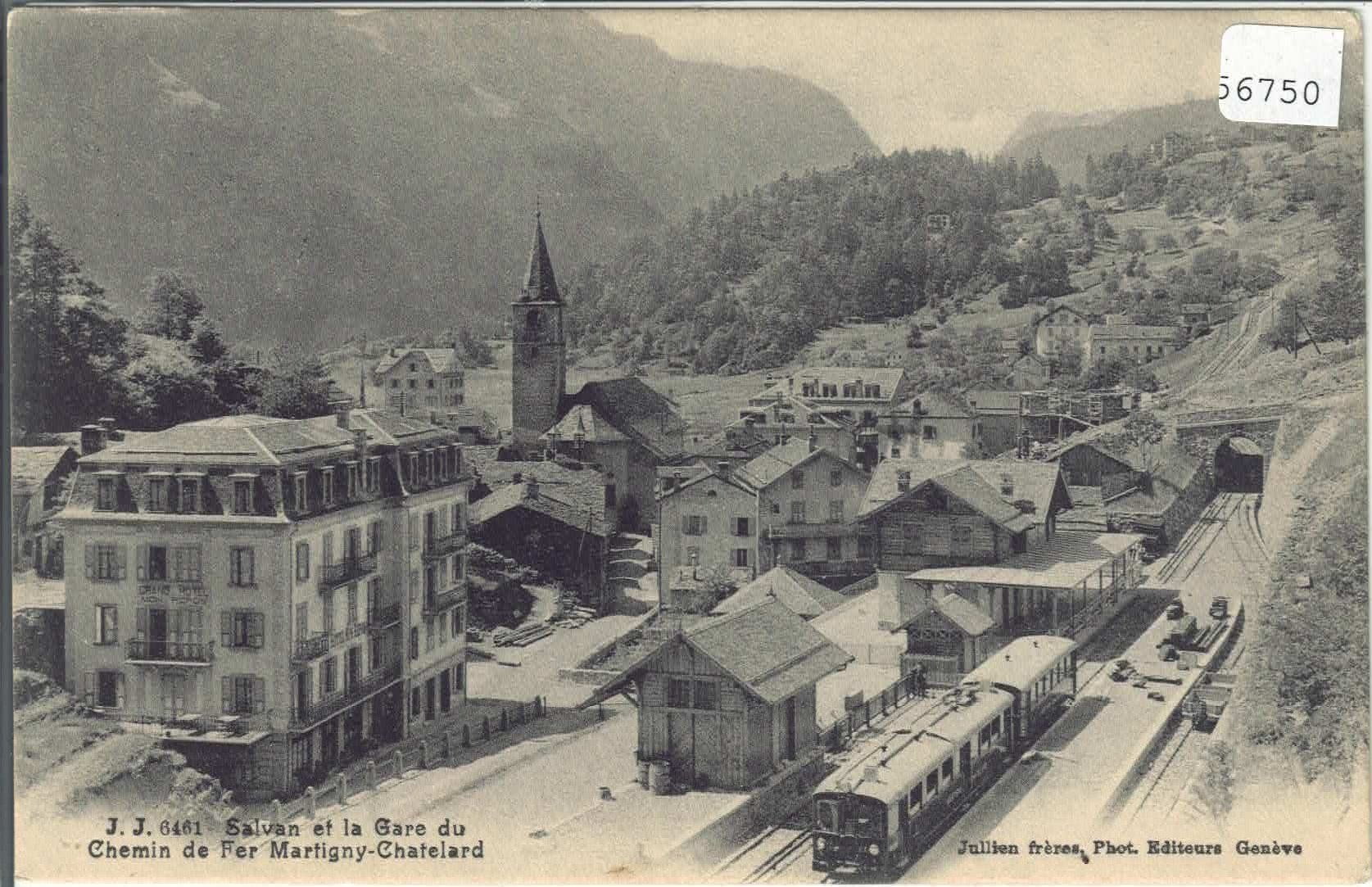 Cartoline postali: Salvan et la Gare du Chemin de Fer Martigny-Chatelard – Usato da Ettingen venduto da Kartenplanet