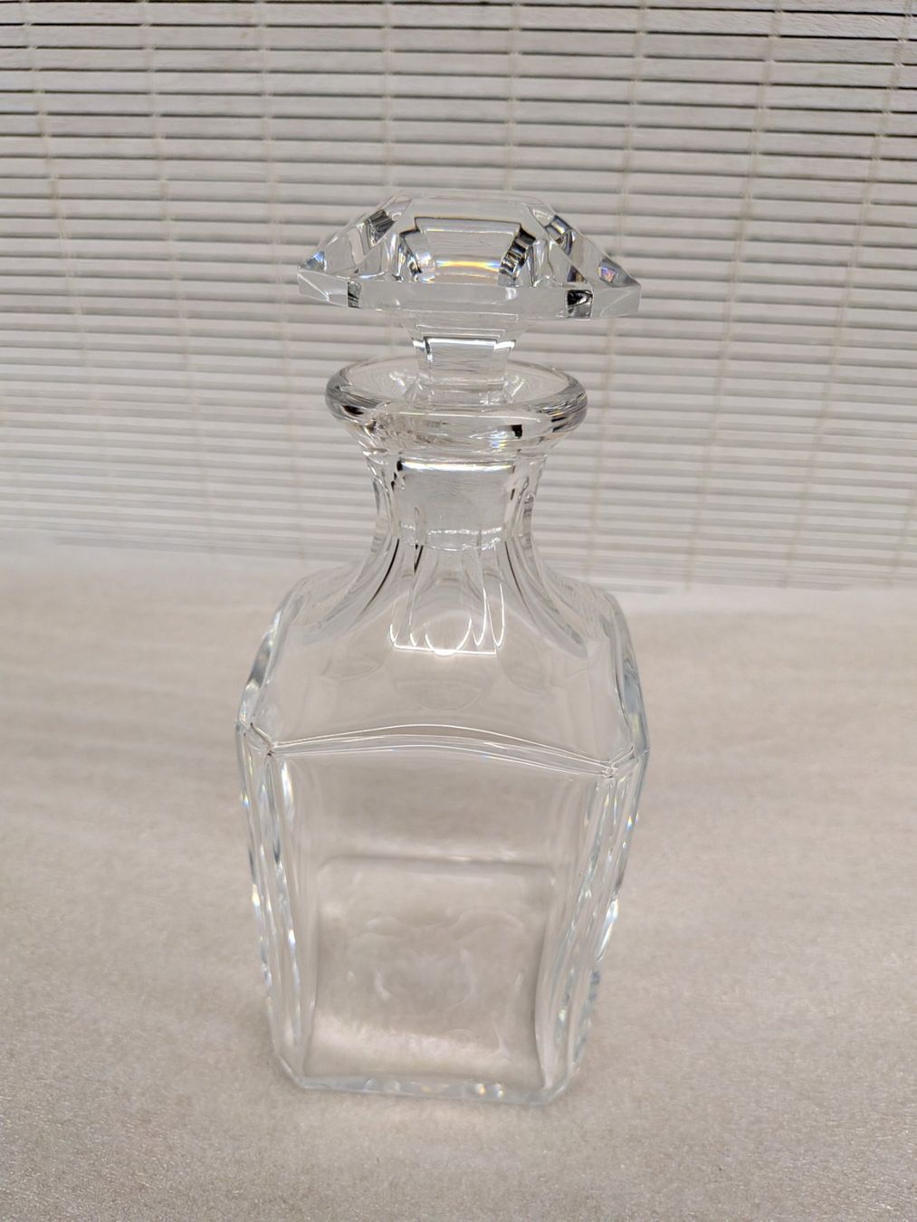 Baccarat Caraffe: Baccarat Whisky Karaffe – Usato da Emmen venduto da magelan