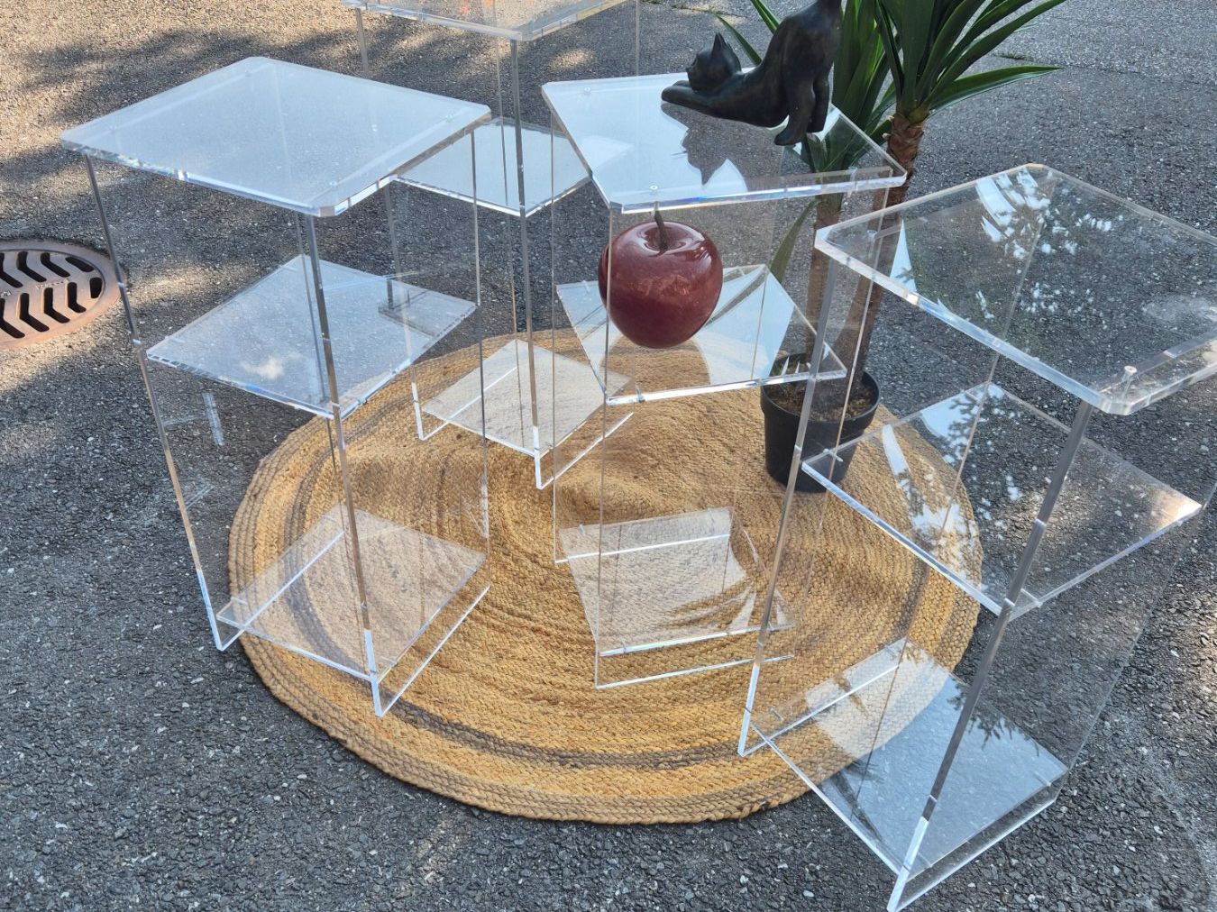 Regale: Étagère, console plexiglas Johann JAKOB – Gebraucht aus Fully von tameab 4