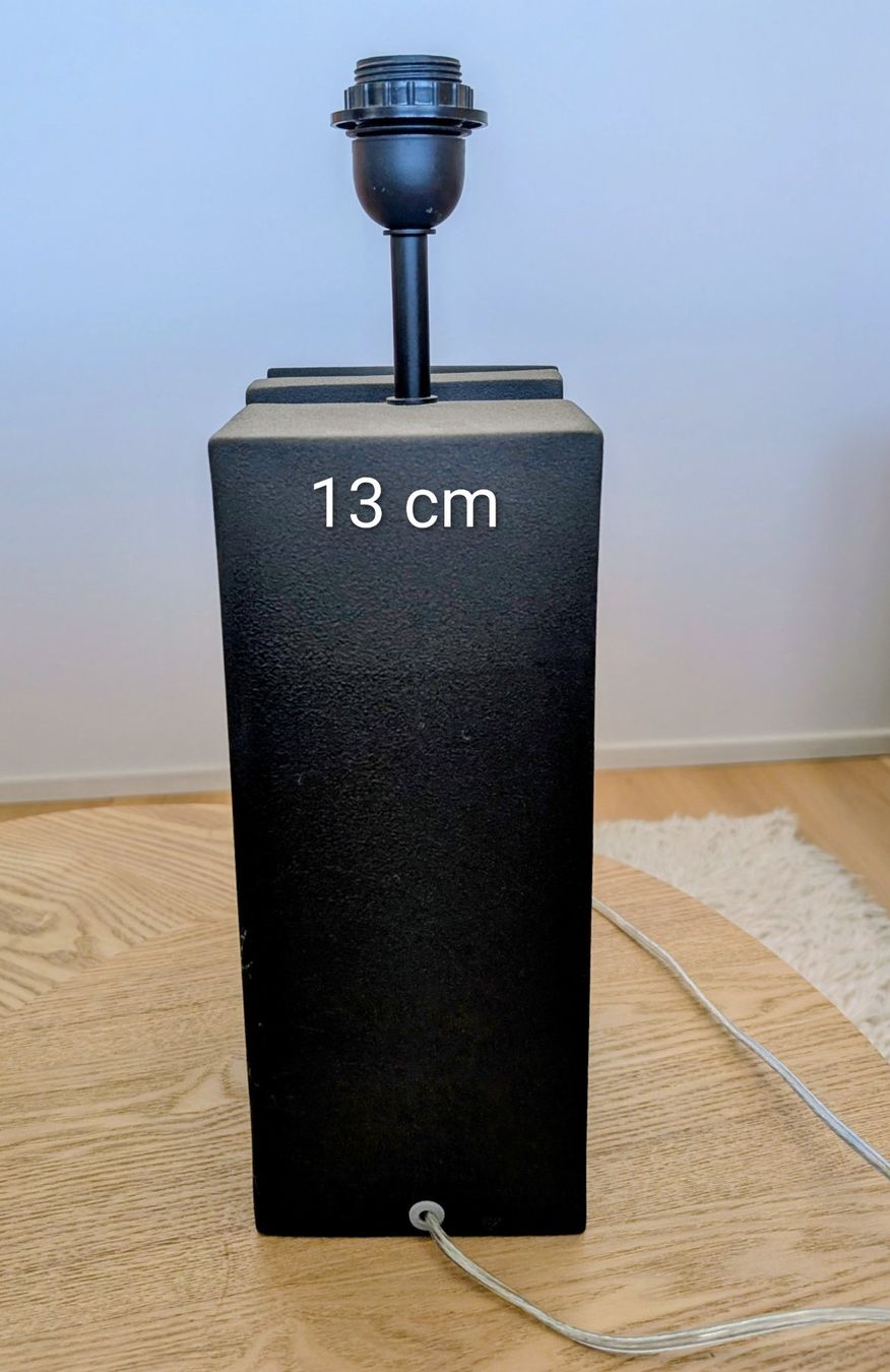 Lampen: Lampe de table LINEA SETTE socle grès anthracite – Gebraucht aus Collombey von moribana 1