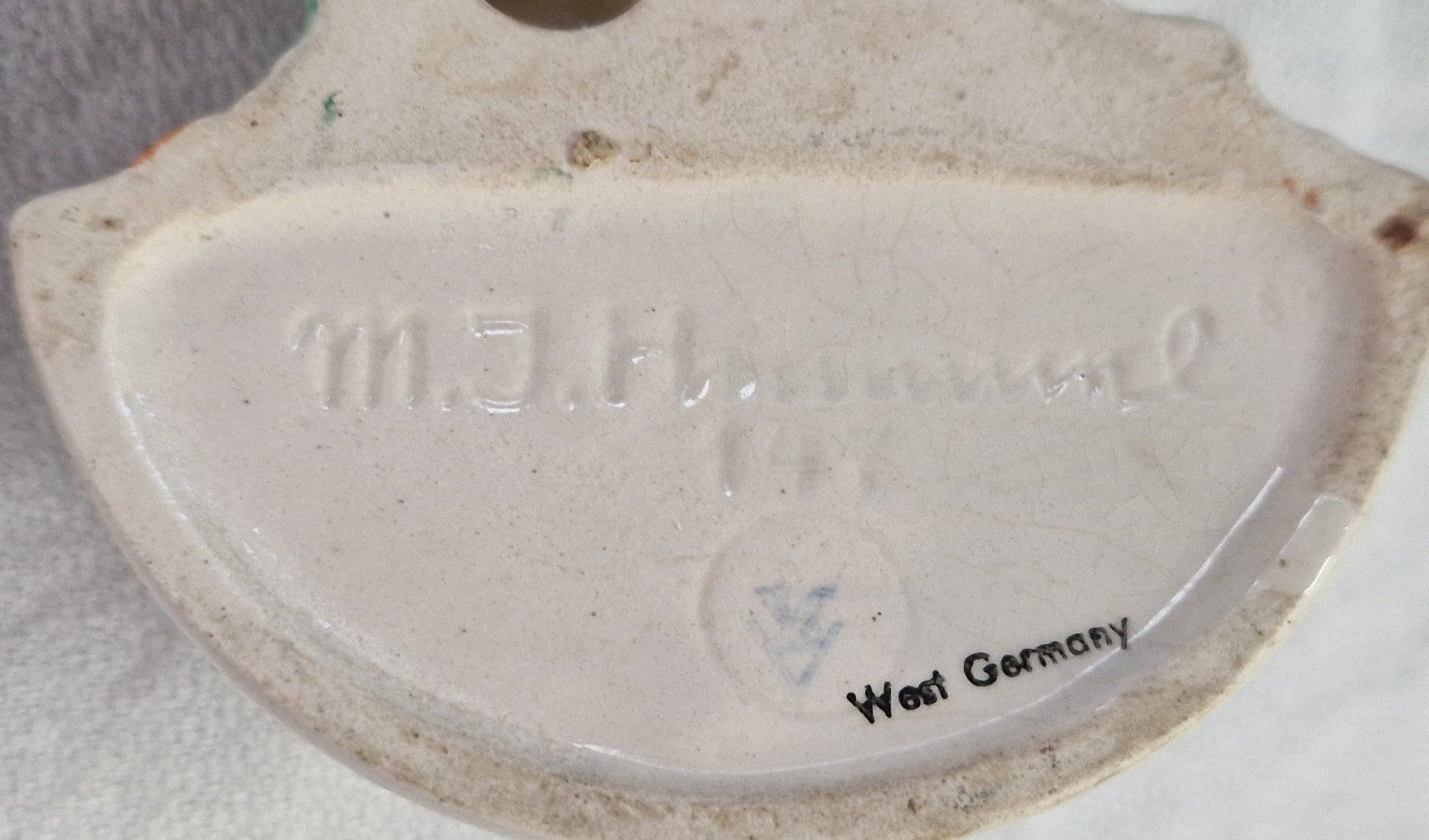 Hummel Statuette: Hummel Weihwasserkessel – Usato da Bilten venduto da Mic2022 3
