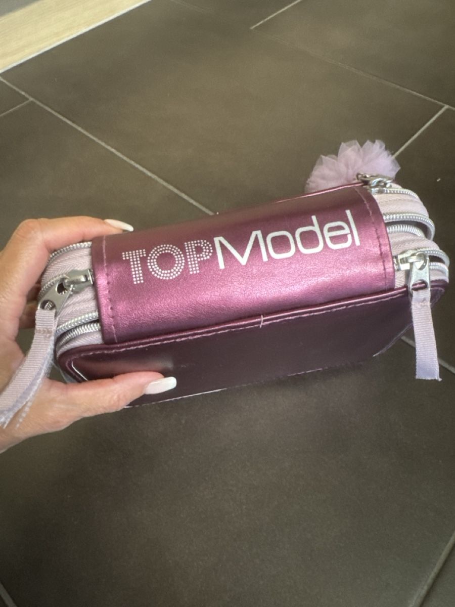 Astucci : TOPModel Etui Ballerina  – Usato da Freienbach venduto da ang_8xxz 4