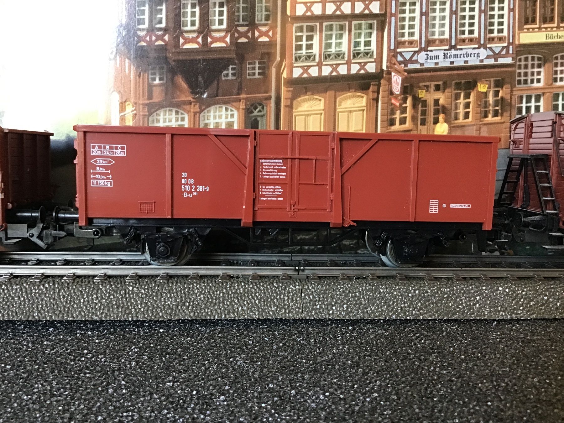 Märklin Modellini di ferrovie: Modelleisenbahn Waggons DB 3STK MÄRKLIN – Usato da Männedorf venduto da Modelle-aller-Art 2