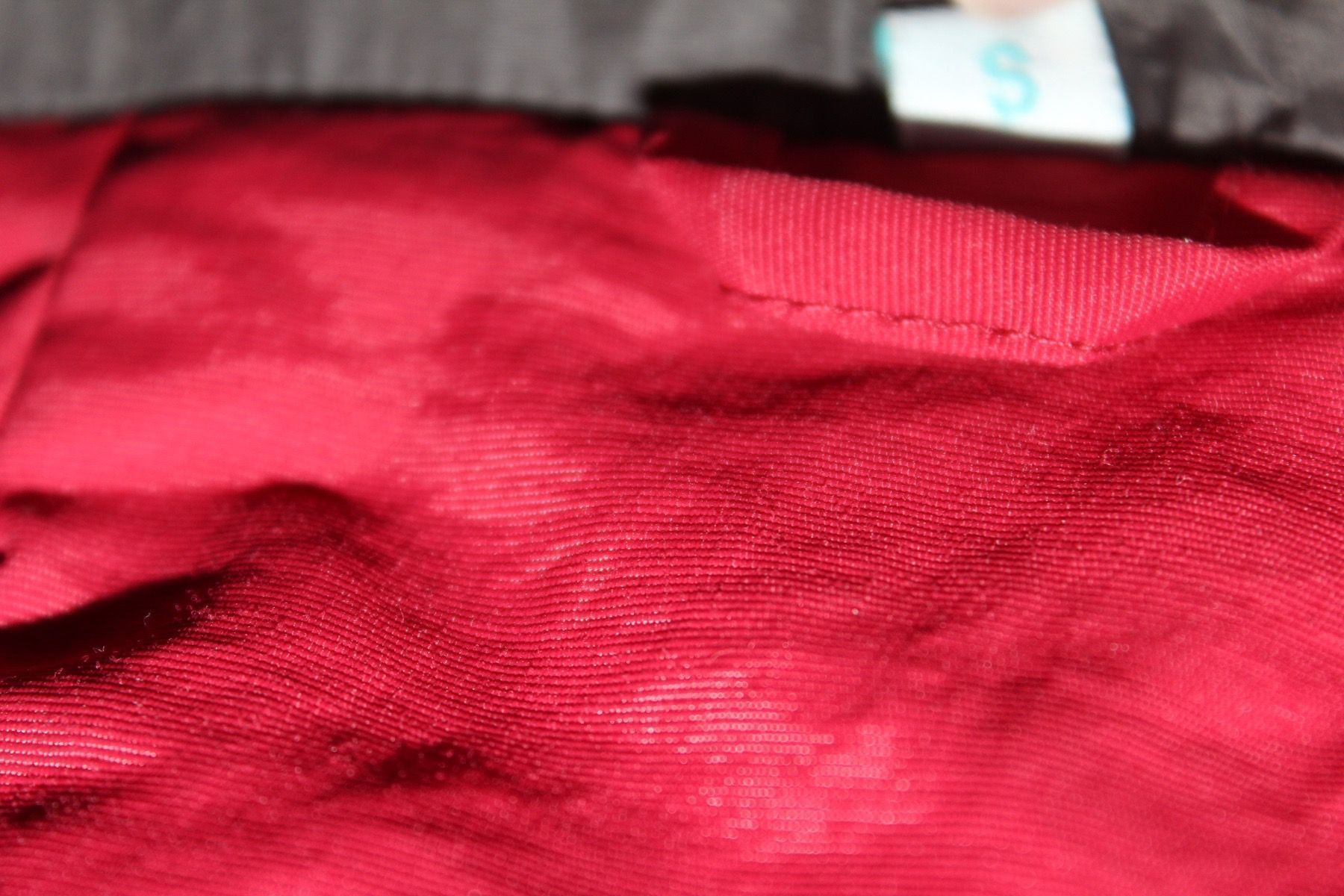 Jacken: Winterjacke Rot mit Echtem Fell. Gr.S – Gebraucht aus Zürich von JOD213 5