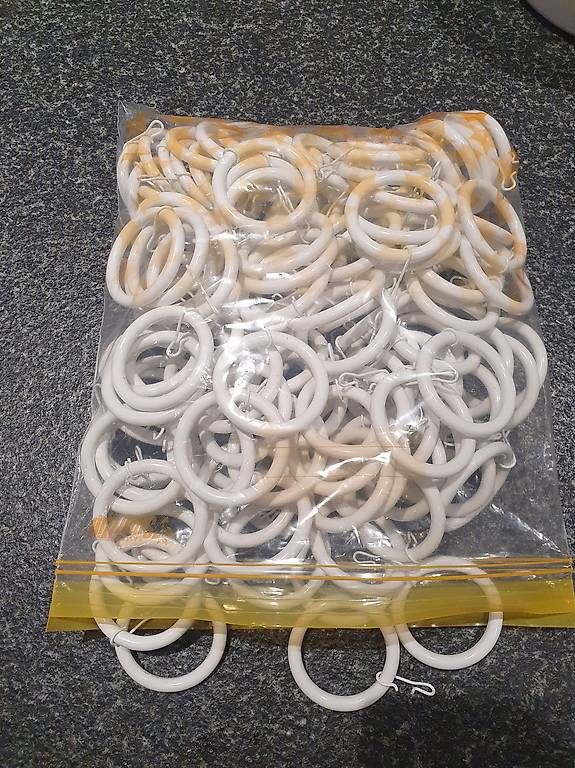 Ikea Wandhalterungen: Ringe für Vorhang – Gebraucht aus Giswil von Clawfing3r