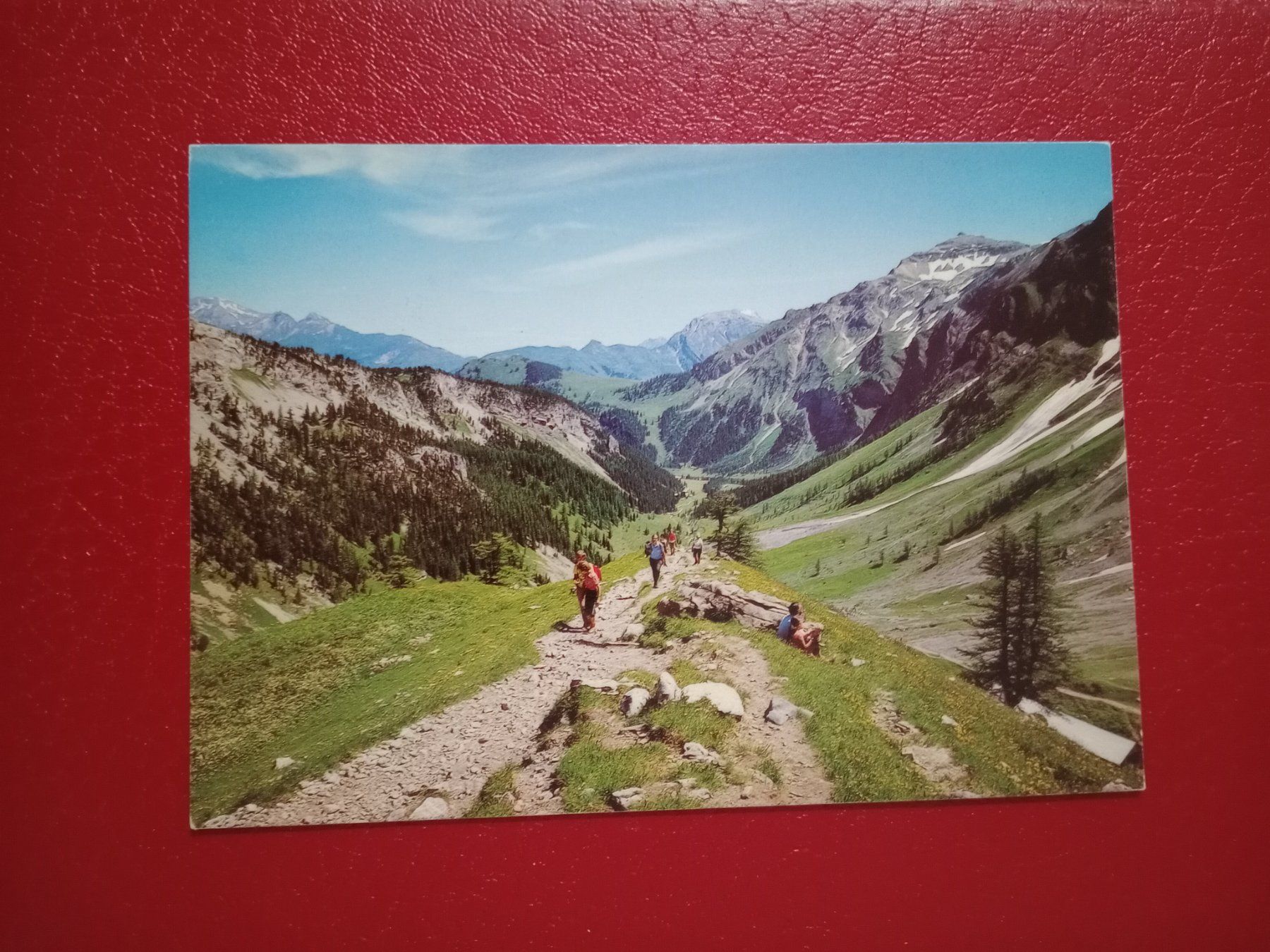 Cartoline postali: Lenk Bern Wanderer auf der Iffigenalp – Usato da Küttigen venduto da Melisch1000