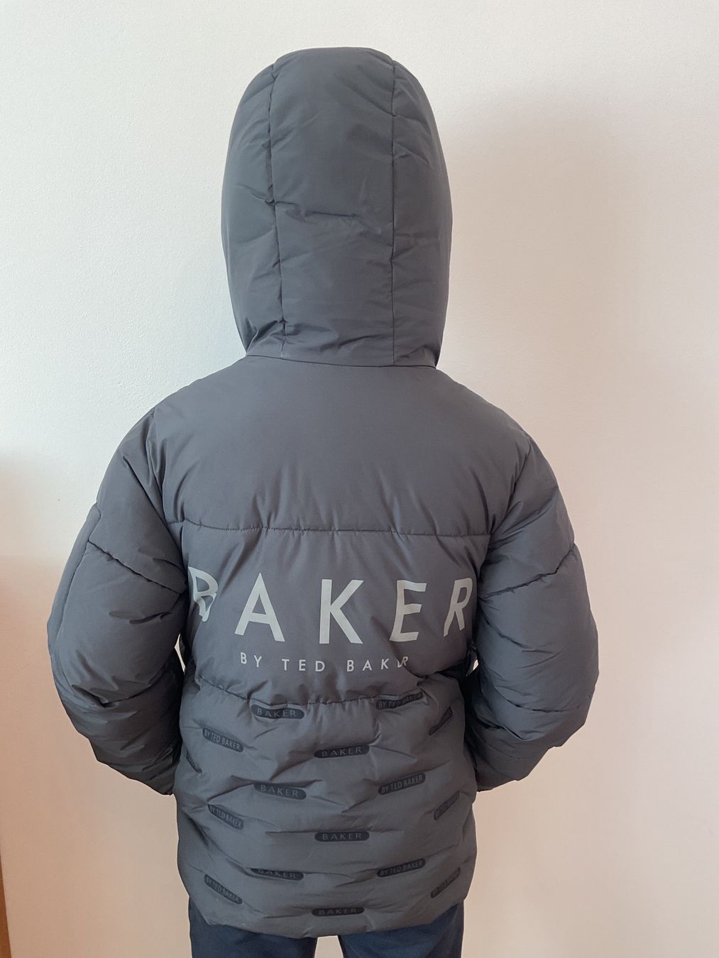 Ted Baker Giacche & Cappotti: Veste d’hiver Ted Baker – Usato da Neuchâtel venduto da sta_7qfy