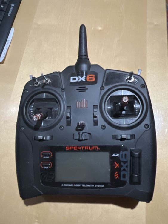 Spektrum DX6 (Defekt) in Lugnorre für CHF 28 – mit Lieferung auf ...