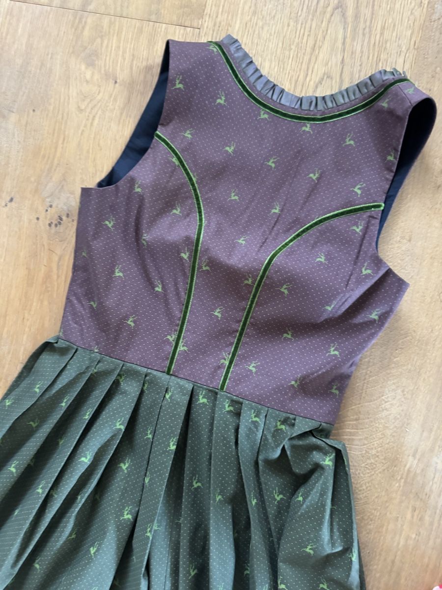 Sportalm Kleider: Dirndl Sportalm – Gebraucht aus Saas im Prättigau von Holliwood 4