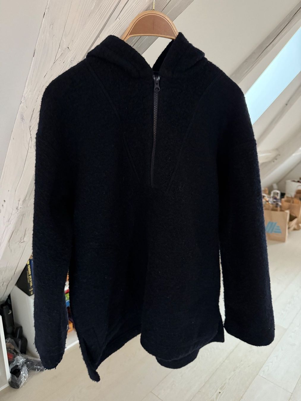 Peak Performance Maglioni & Felpe: Peak Performance Fleecepullover mit Kapuze, Dunkelblau, Gr S – Usato da Unterägeri venduto da Lerchemeerenge