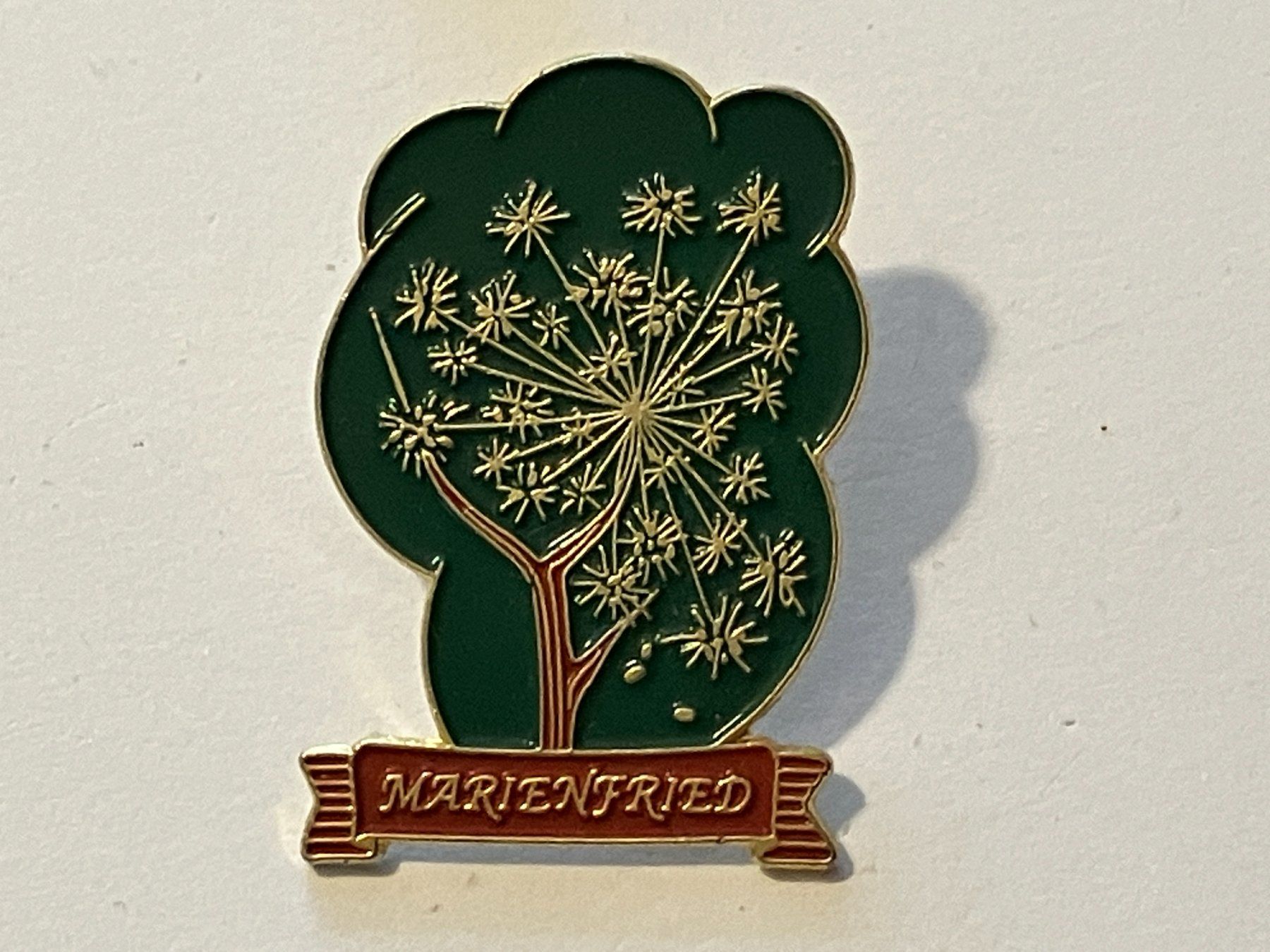 Placchette & Badge: 1 Pin Marienfried – Usato da Basel venduto da djwwpp