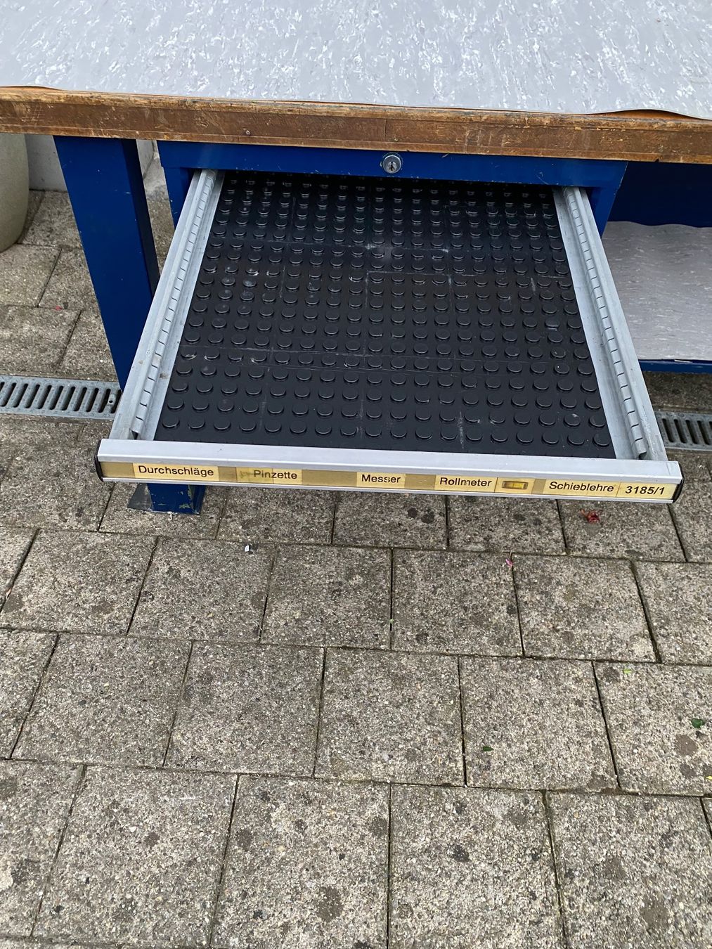 Werkbänke: Arbeitstisch – Gebraucht aus Oberriet SG von shanis 1