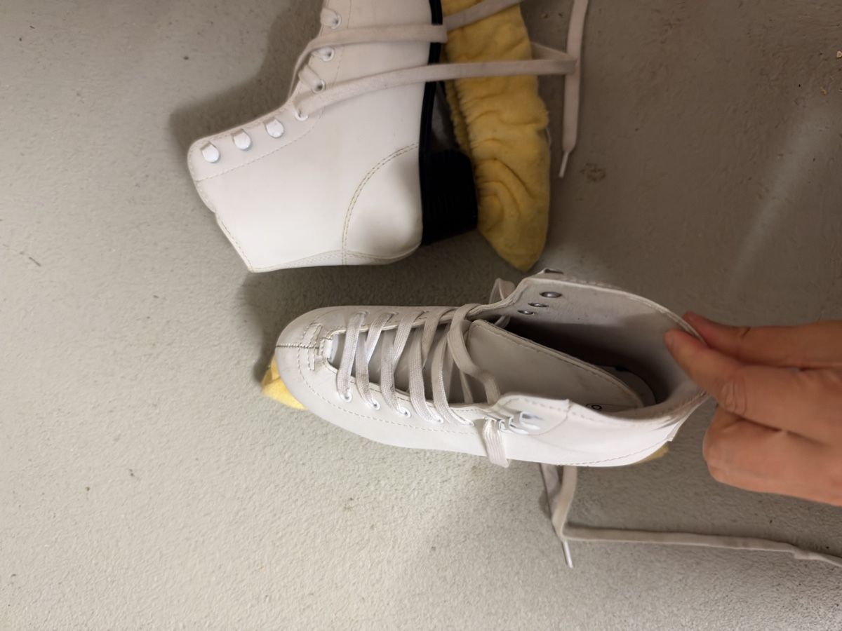 Decathlon Patins à glace: Schlittschuh, GR 35 – D'occasion à Zürich par min_8hvp 2