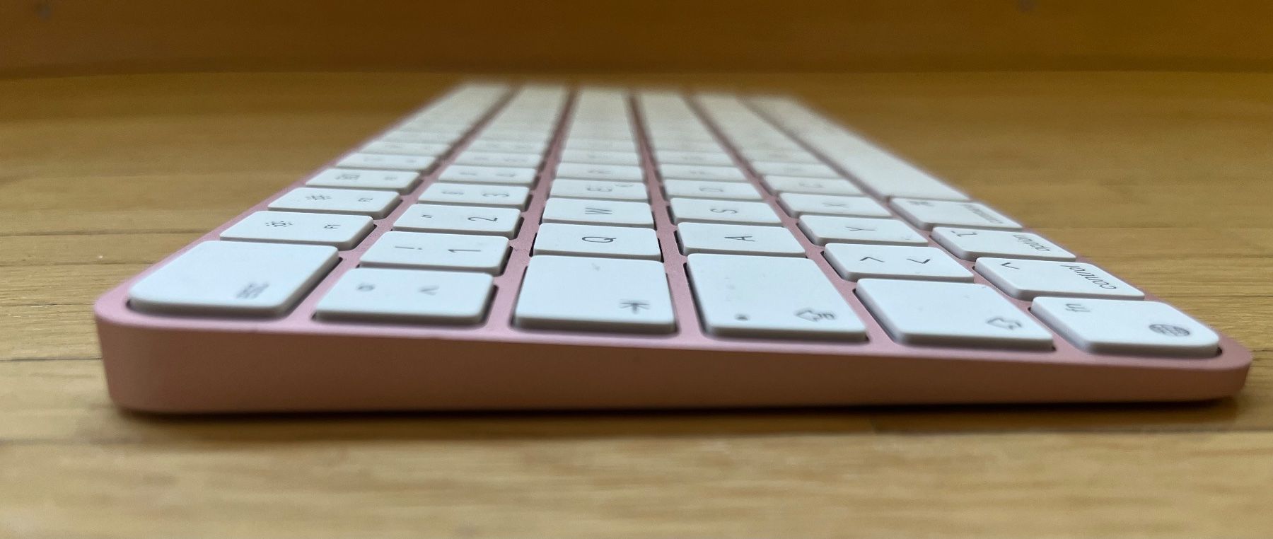 Apple Tastiere: Apple Magic Keyboard mit Touch ID rosé Lightning Anschluss – Usato da Rüti ZH venduto da Mazsola777 2