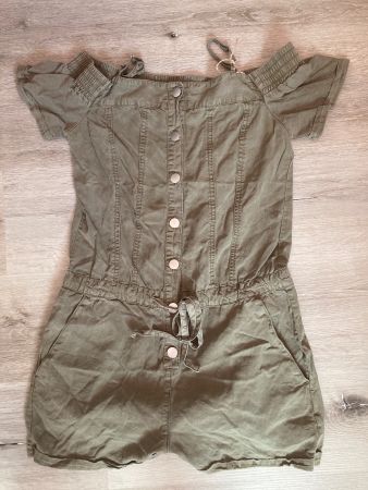 Sommer Jumpsuit Gr. 36, Kakigrün, Offshoulder