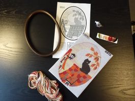 Stickset / Stickbild mit Katze auf dem Dach