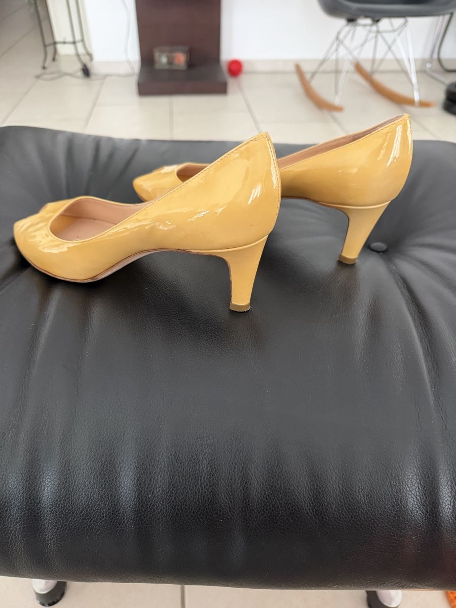 Marc Jacobs Scarpe da donna: Marc by Marc Jacobs Patent Leather Heels - Size 38 EU – Usato da Zürich venduto da Milo2021 2