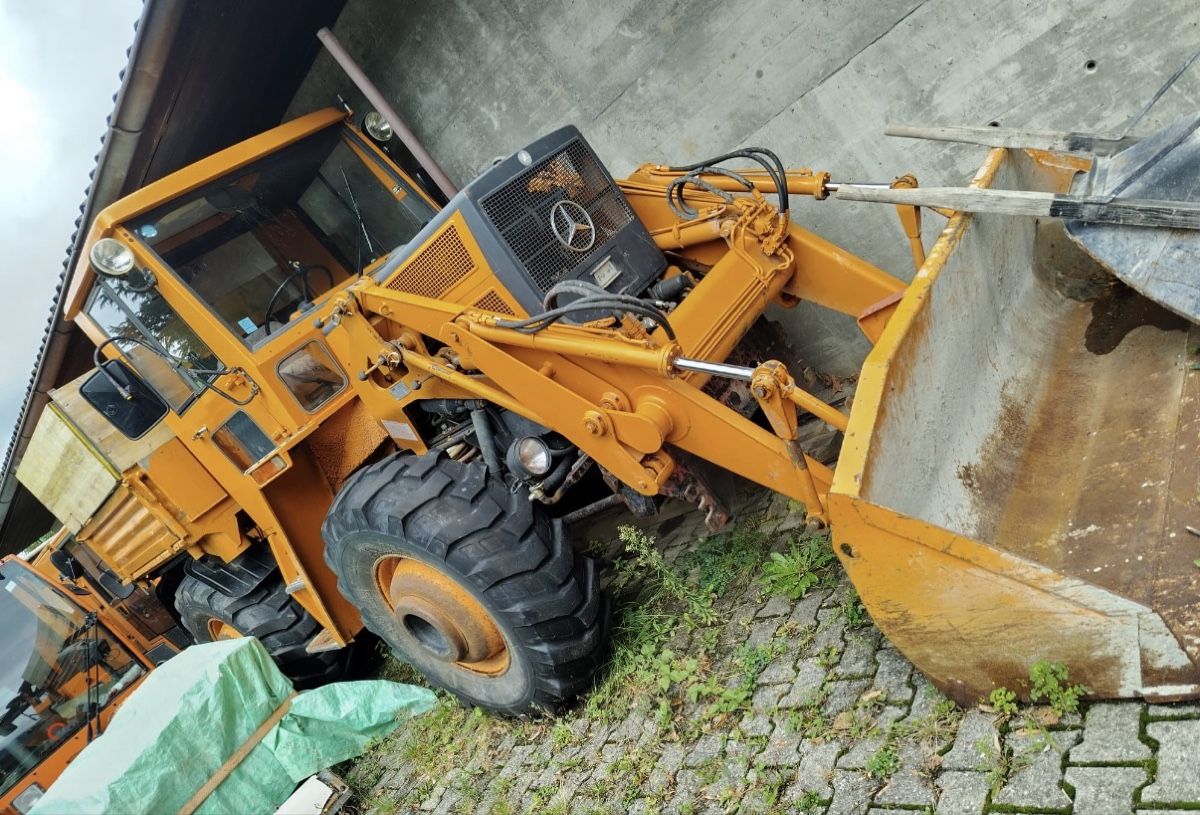 Traktor MB Track mit Schäff Frontlader Mercedes. (Gebraucht) in ...
