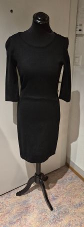 Schickes, kurzes, schwarzes Kleid - HUGO BOSS Gr. S