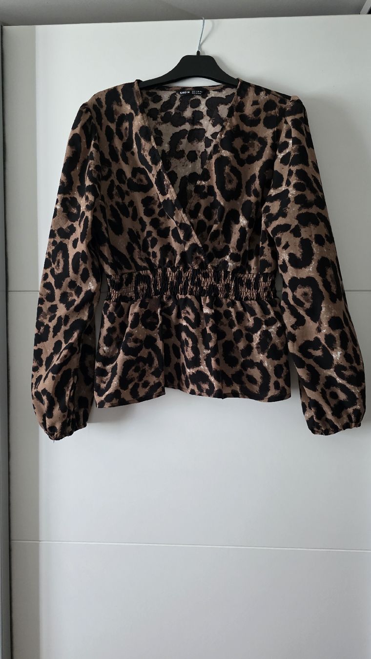 Shein Camicette: Shein Bluse mit Leopardenmuster Grösse M – Usato da Ilanz venduto da rununa