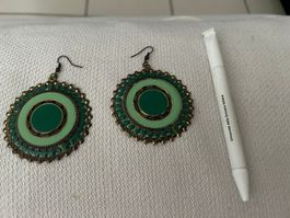 Orecchini pendenti verdi